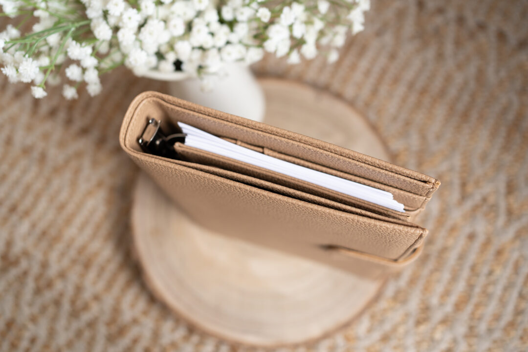 glanzart_budgeting_cashstuffing_umschlagmethode_binder_planner_budgetbinder_budgetplanner_budget binder_budget planner_bullet_journal_journaling_bullet journal planner_ringbuch_a5_braun_hellbraun-8